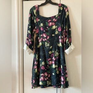 NYC Cool girl brand Annelore Floral Print Dress with 3/4 Sleeves